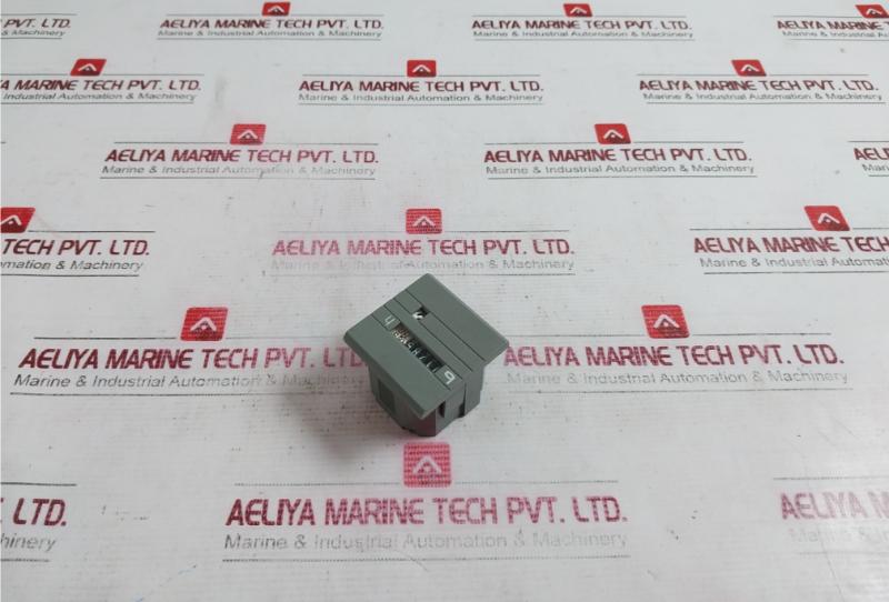 Bauser 629 631 Hour Meter 10-80Vdc 3804