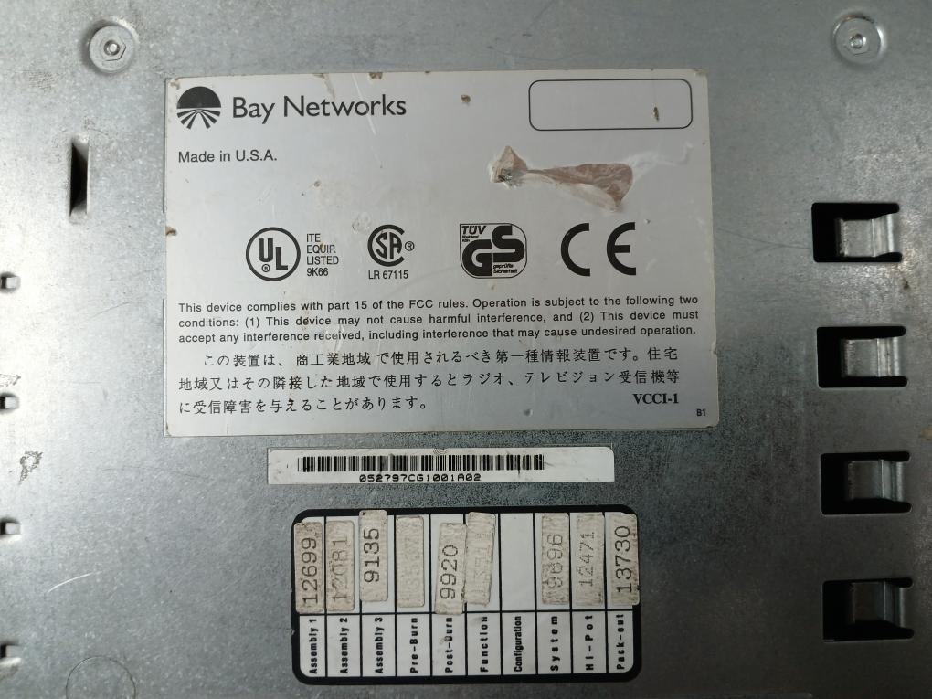 Bay Networks Baystack 102 10Base-t Hub 100-240V 1.0-0.5 A: 47-63 Hz~