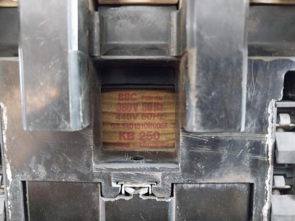 Bbc B250 Contactor Bs 5424-1 330A 660V 225A 600Vac 380V 50Hz 440V 60Hz