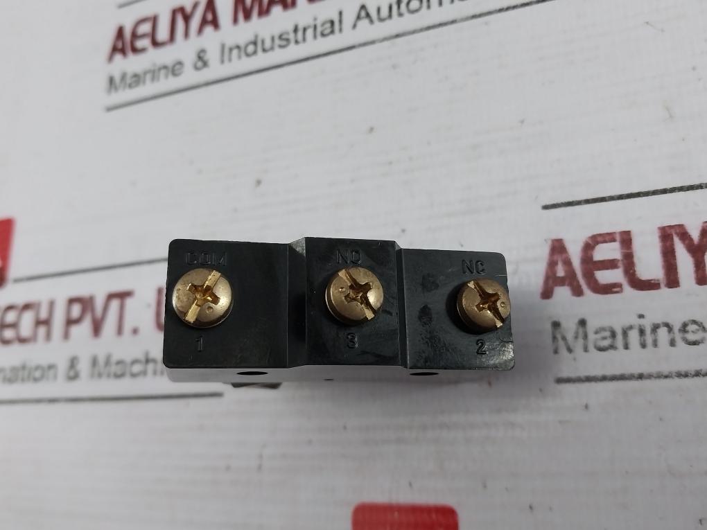Bc Z-15Gq-b Limit Switch En61058 15A