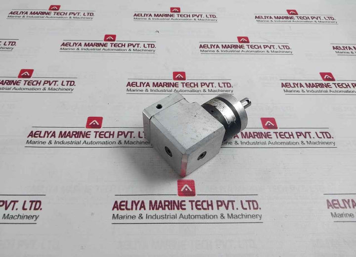 Beckhoff Am8022-0D10-0000 Servo Motor Ip54/Ic400 8000Rpm 0.8Nm En60034-1