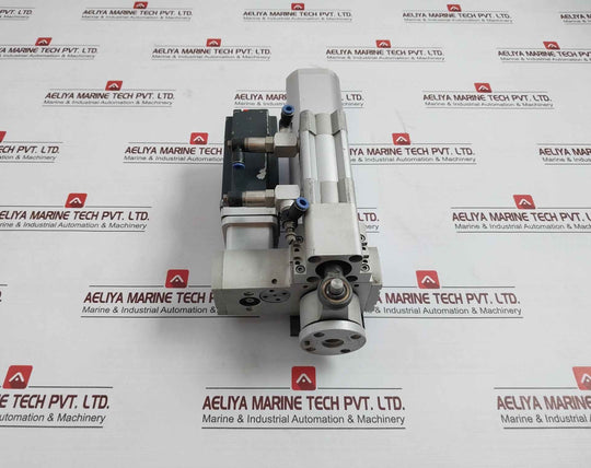 Beckhoff Am8022-0E20-0000 Servo Motor 8000 Rpm En 60034-1 Ip54/Ic400