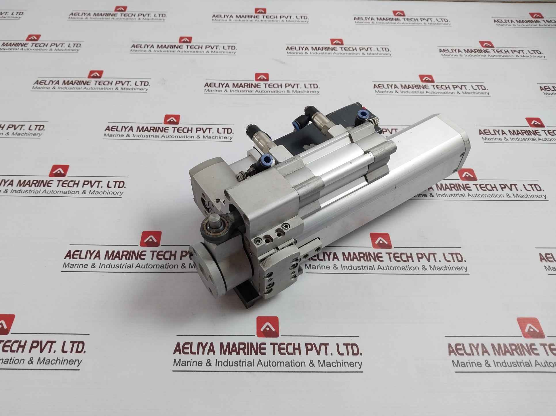 Beckhoff Am8022-0E20-0000 Servo Motor 8000 Rpm En 60034-1 Ip54/Ic400