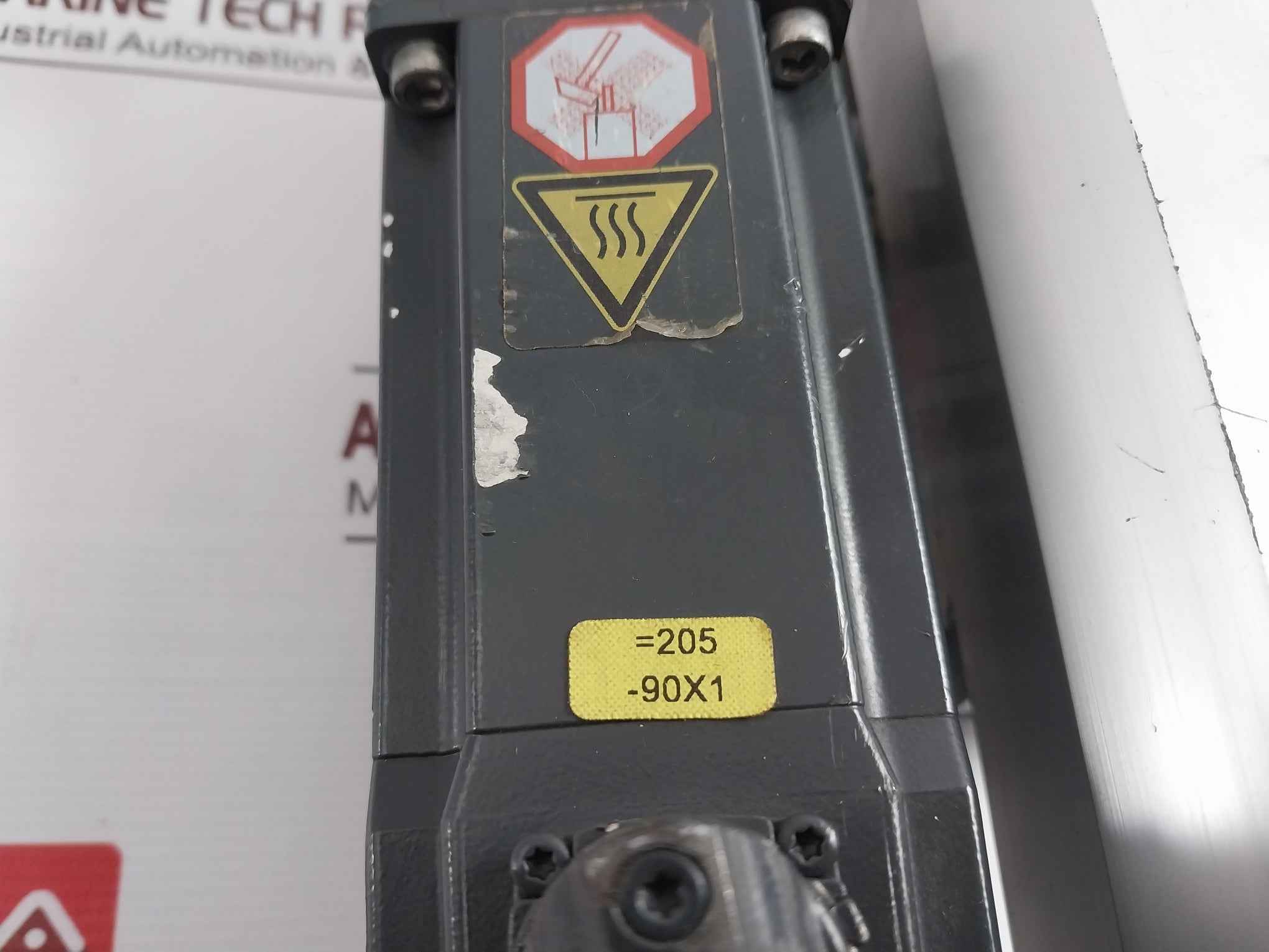 Beckhoff Am8022-0E20-0000 Servo Motor 8000 Rpm En 60034-1 Ip54/Ic400