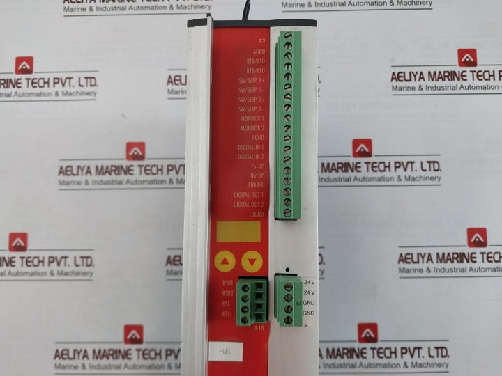 Beckhoff Ax2003-as Digital Servo Amplifier S60301-520 3 X 230-480V 2Kva 3A Ip20