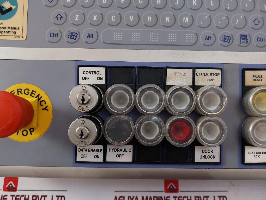 Beckhoff Cp7032-1031-0010 Control Panel