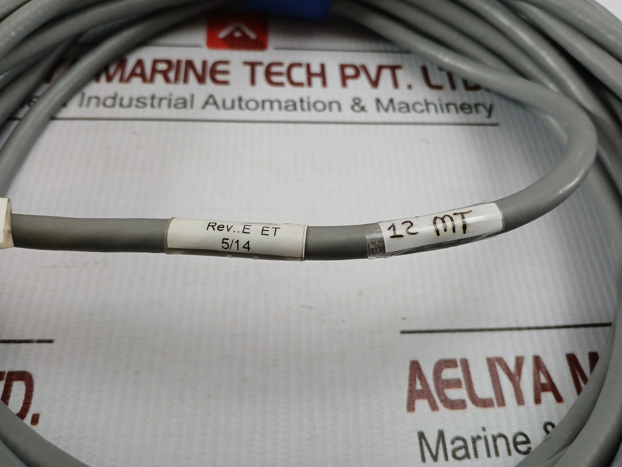 Belden Microphone Cable 12-meter With Cablewrap 8404 121213 1602