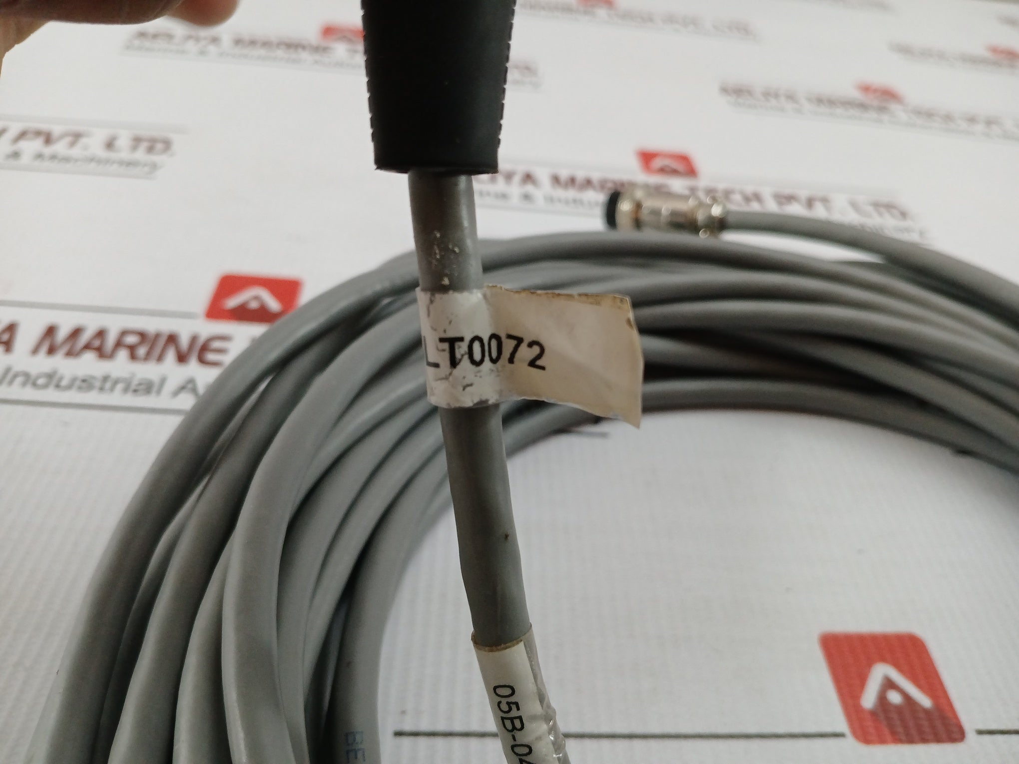 Belden Microphone Cable 12-meter With Cablewrap 8404 121213 1602