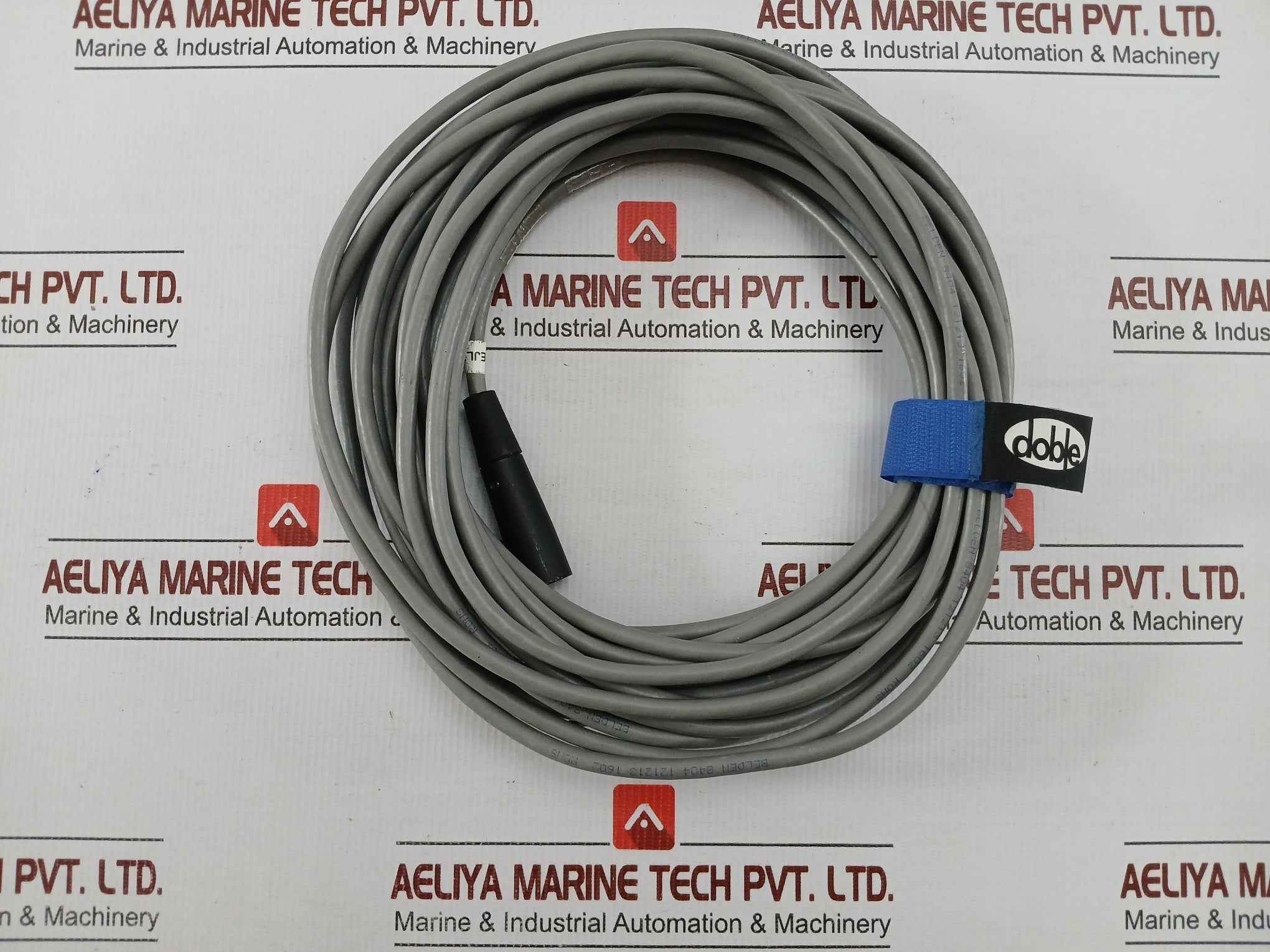 Belden Microphone Cable 12-meter With Cablewrap 8404 121213 1602