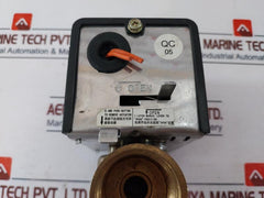 Belimo Z325s-230 Fan Coil Unit Valve, 3-way, Internal Thread 230vac 50/60hz