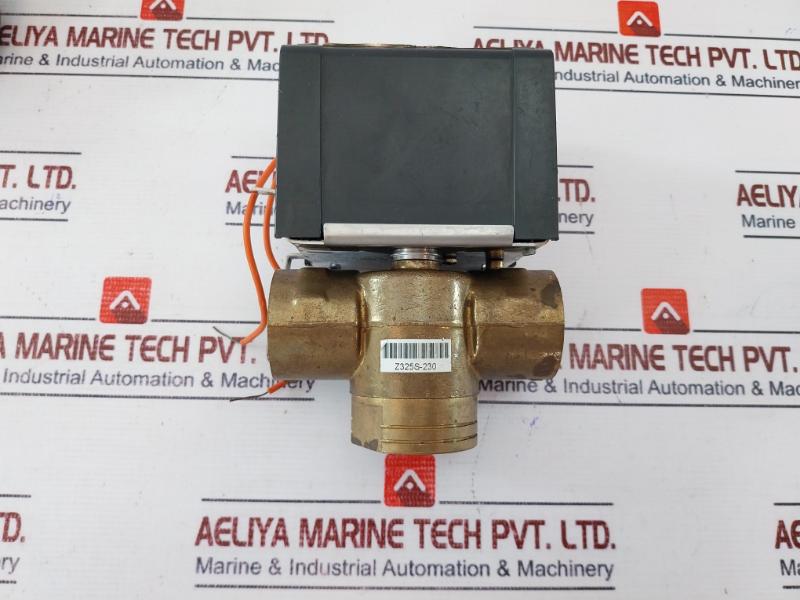 Belimo Z325s-230 Fan Coil Unit Valve, 3-way, Internal Thread 230vac 50/60hz