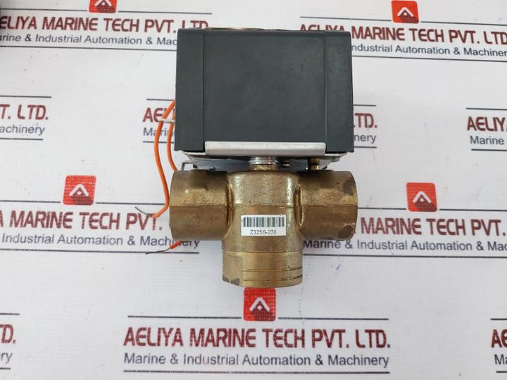 Belimo Z325s-230 Fan Coil Unit Valve, 3-way, Internal Thread 230vac 50/60hz