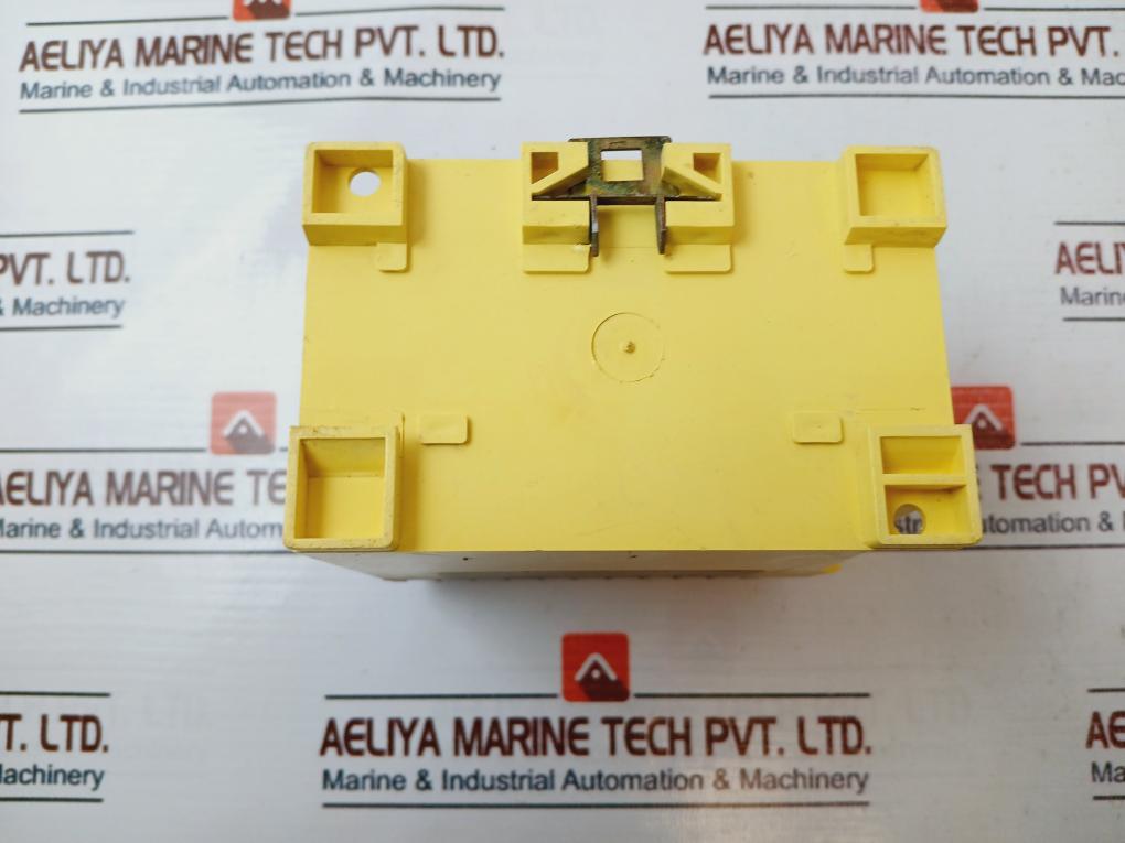 Bender D 207 Insulation Monitor