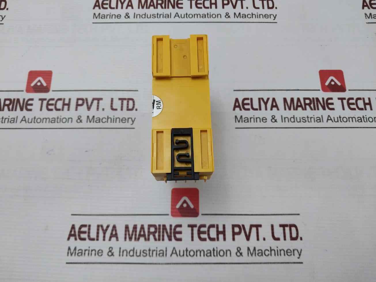 Bender Ir425-d4-1 Isometer Inslution Monitoring Device Ac 250V 5A D0231 V1.10