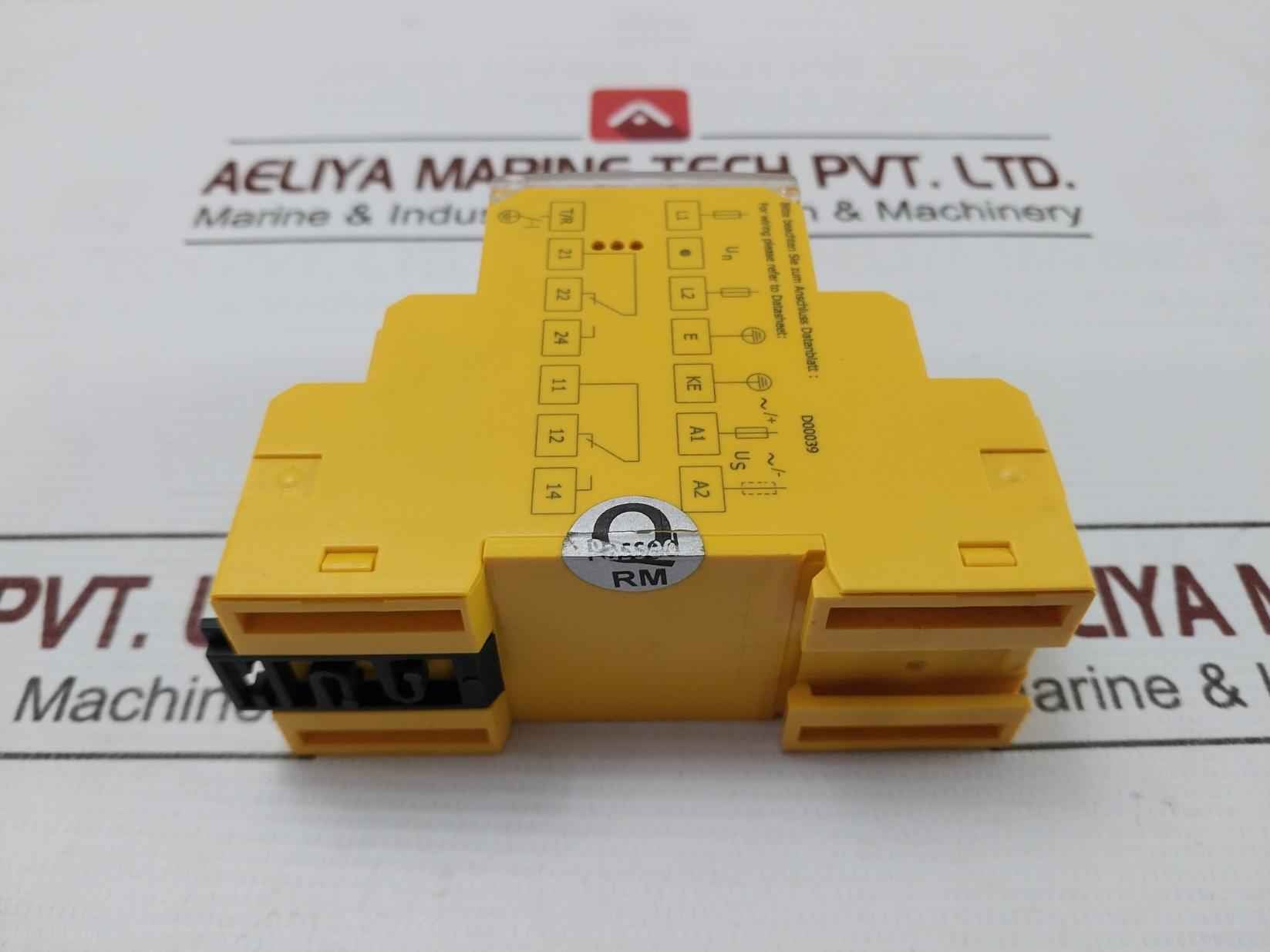 Bender Ir425-d4-1 Isometer Inslution Monitoring Device Ac 250V 5A D0231 V1.10