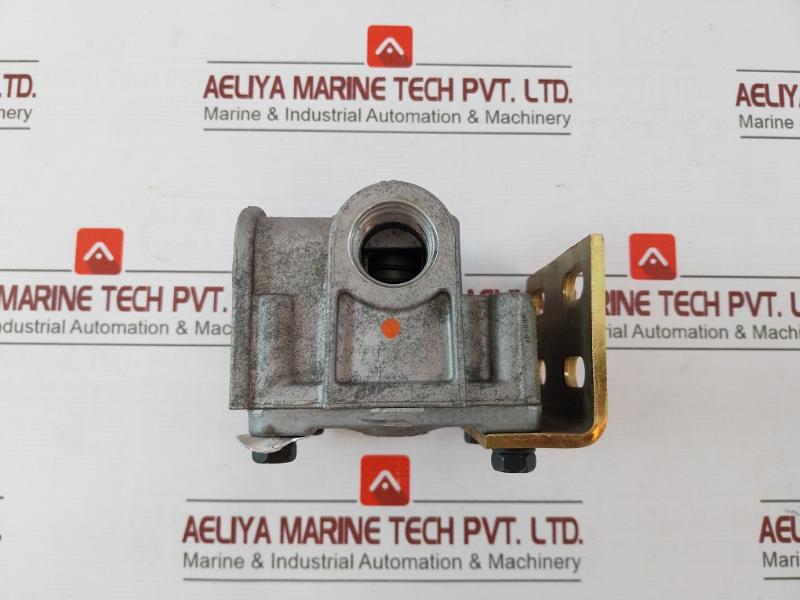 Bendix T-294866-d Air Brake Valve Ser 4 2024065