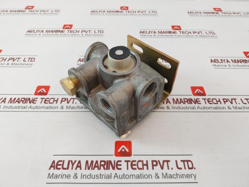 Bendix T-294866-d Air Brake Valve Ser 4 2024065