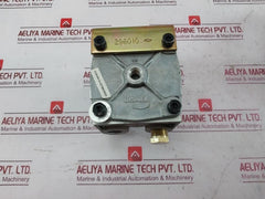 Bendix T-294866-d Valve Relay 8682-002 296010
