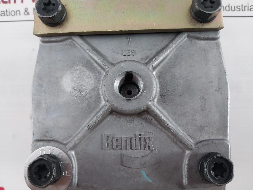 Bendix T-294868-d Air Brake Valve Relay A1108T A009 12-poi