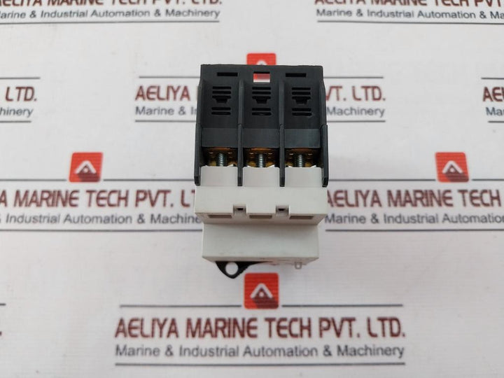 Benedikt & Jager M4-32T-4 Circuit Breaker Class 10 50/60Hz