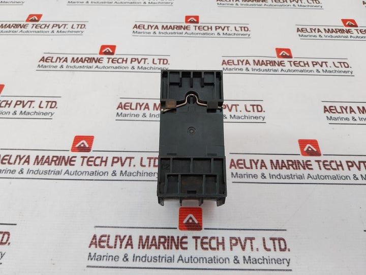Benedikt & Jager M4-32T-4 Circuit Breaker Class 10 50/60Hz