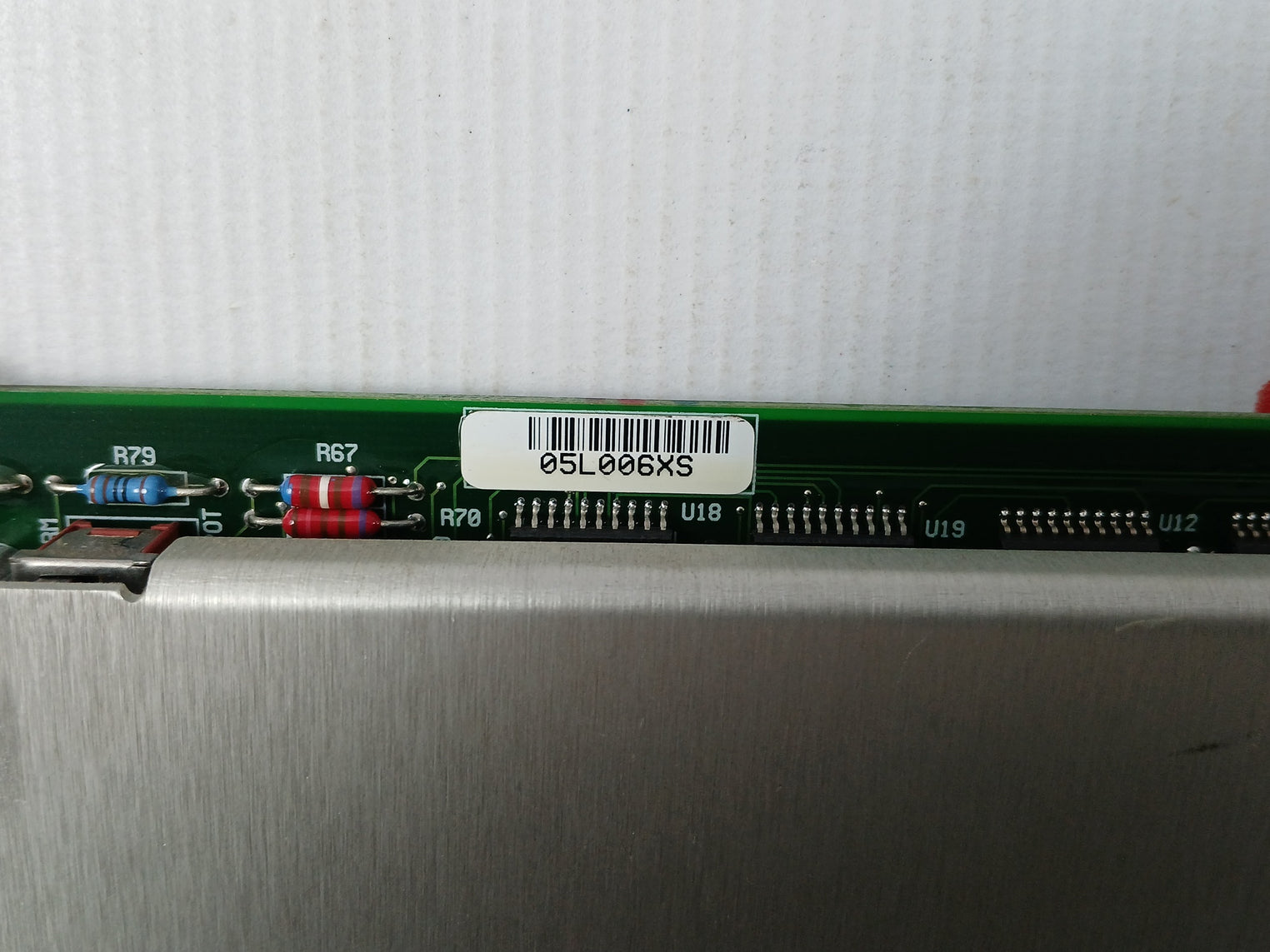 Bently Nevada 3500/05-01-01-00-00-01 Monitoring System Rack Unit 175-264 Vac