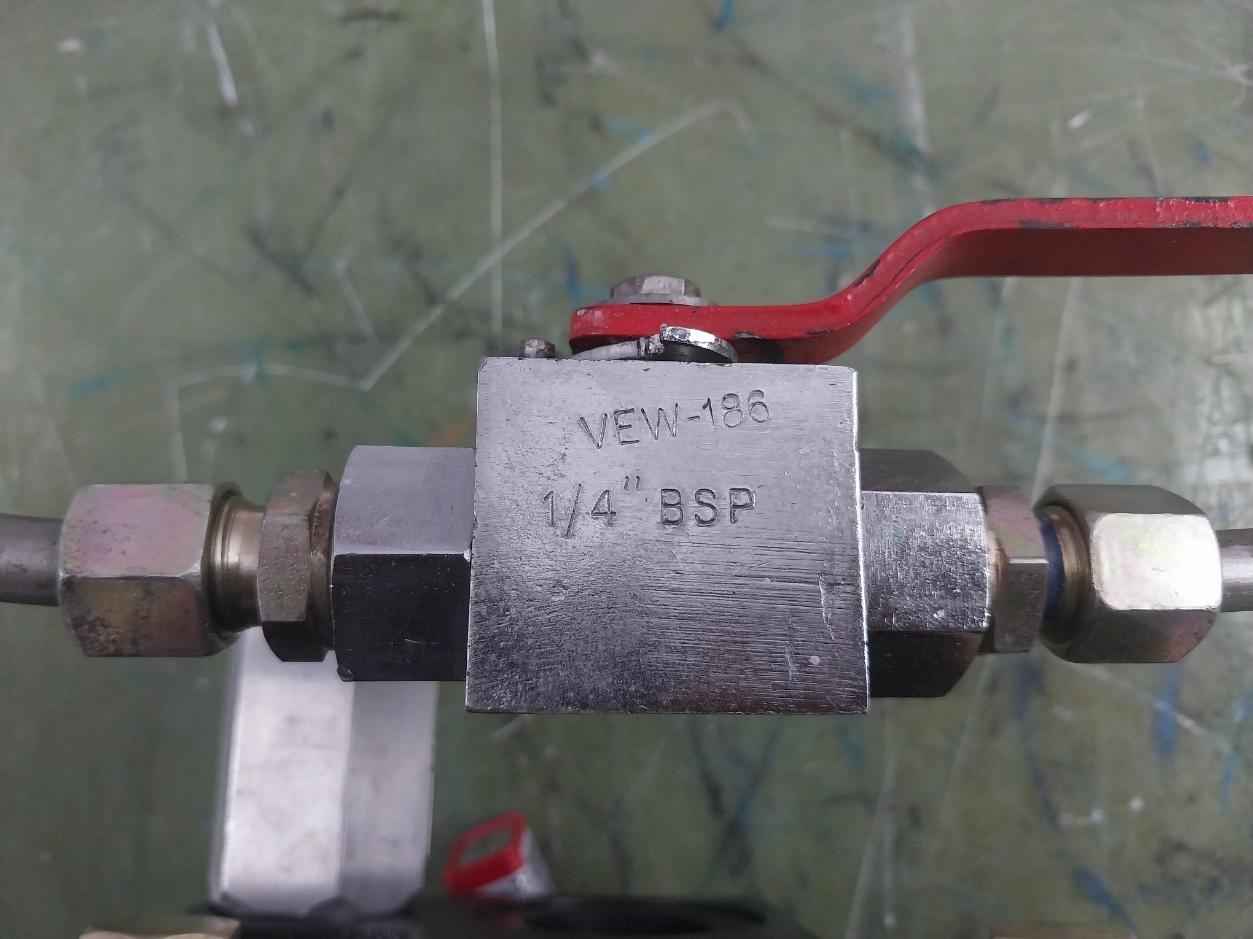 Bhagwati Filters 25D90G100 Dual Hydraulic Filter With Indicator 1/4