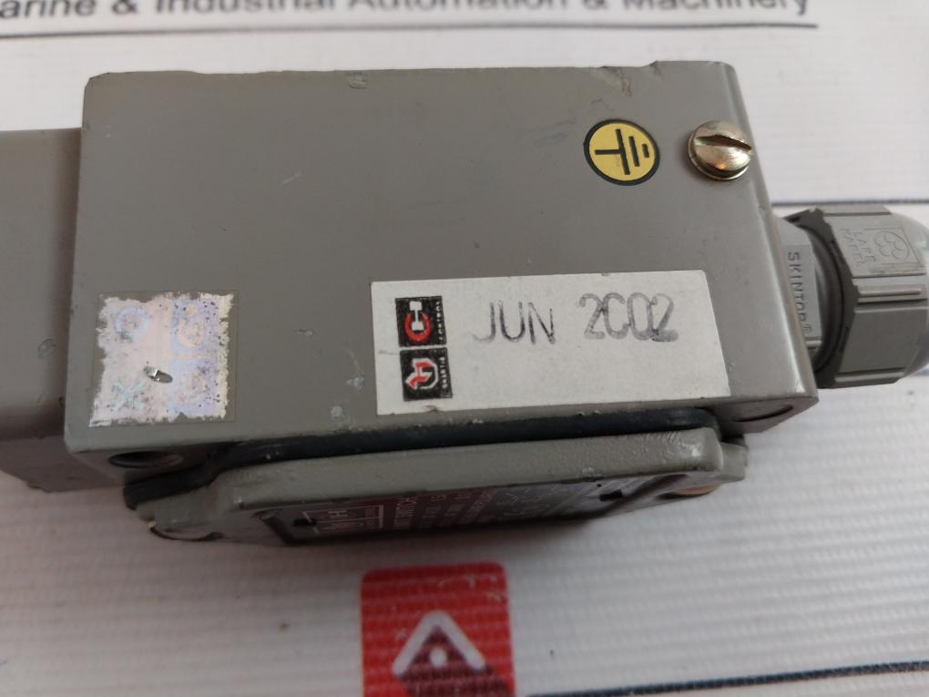 Bhartia Cutler Hammer Nltpba  Limit Switch