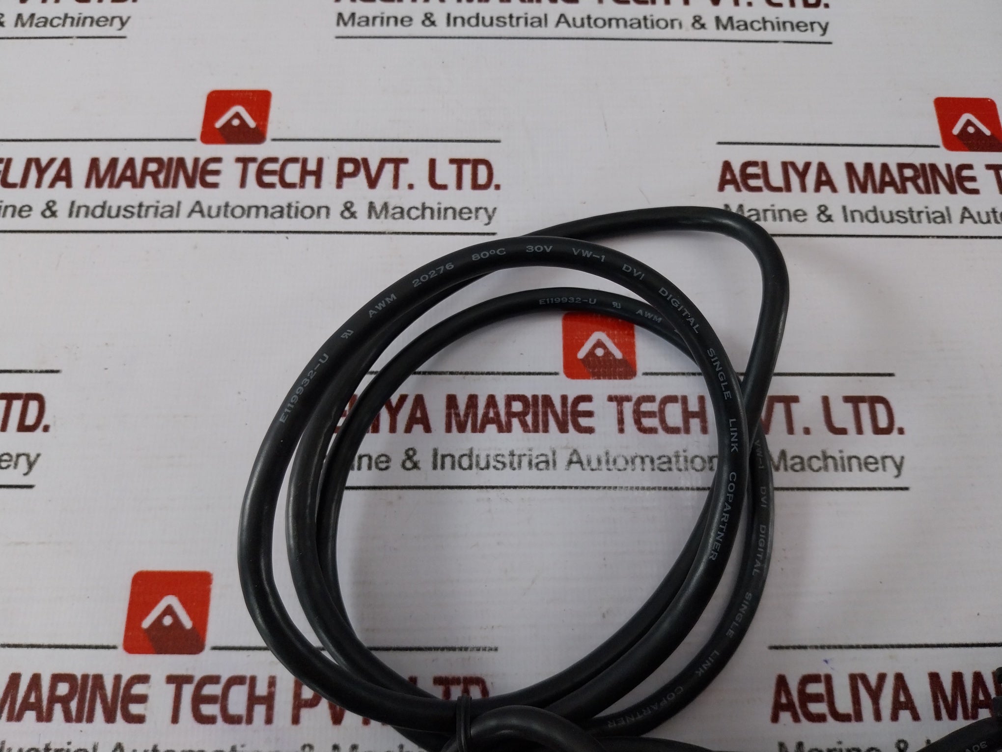 Black Box Acx1R-11-c Dkm Compact Extender Unit Set Kvm Receiver Gy9802 E144357
