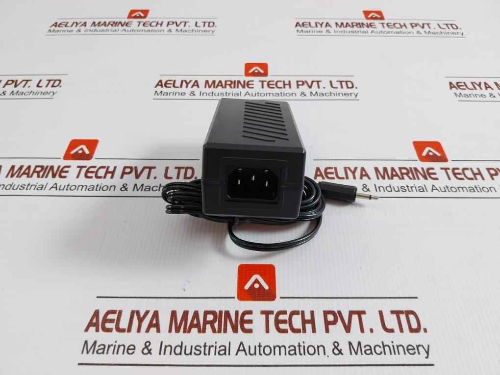 Black Box Asynchronous Fiber Driver Md940A-mst Input 100-240Vac 50-60Hz 0.2A