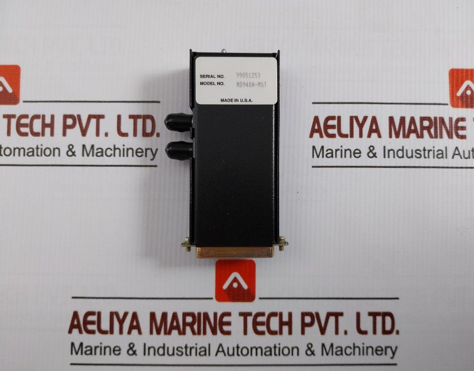 Black Box Asynchronous Fiber Driver Md940A-mst Input 100-240Vac 50-60Hz 0.2A