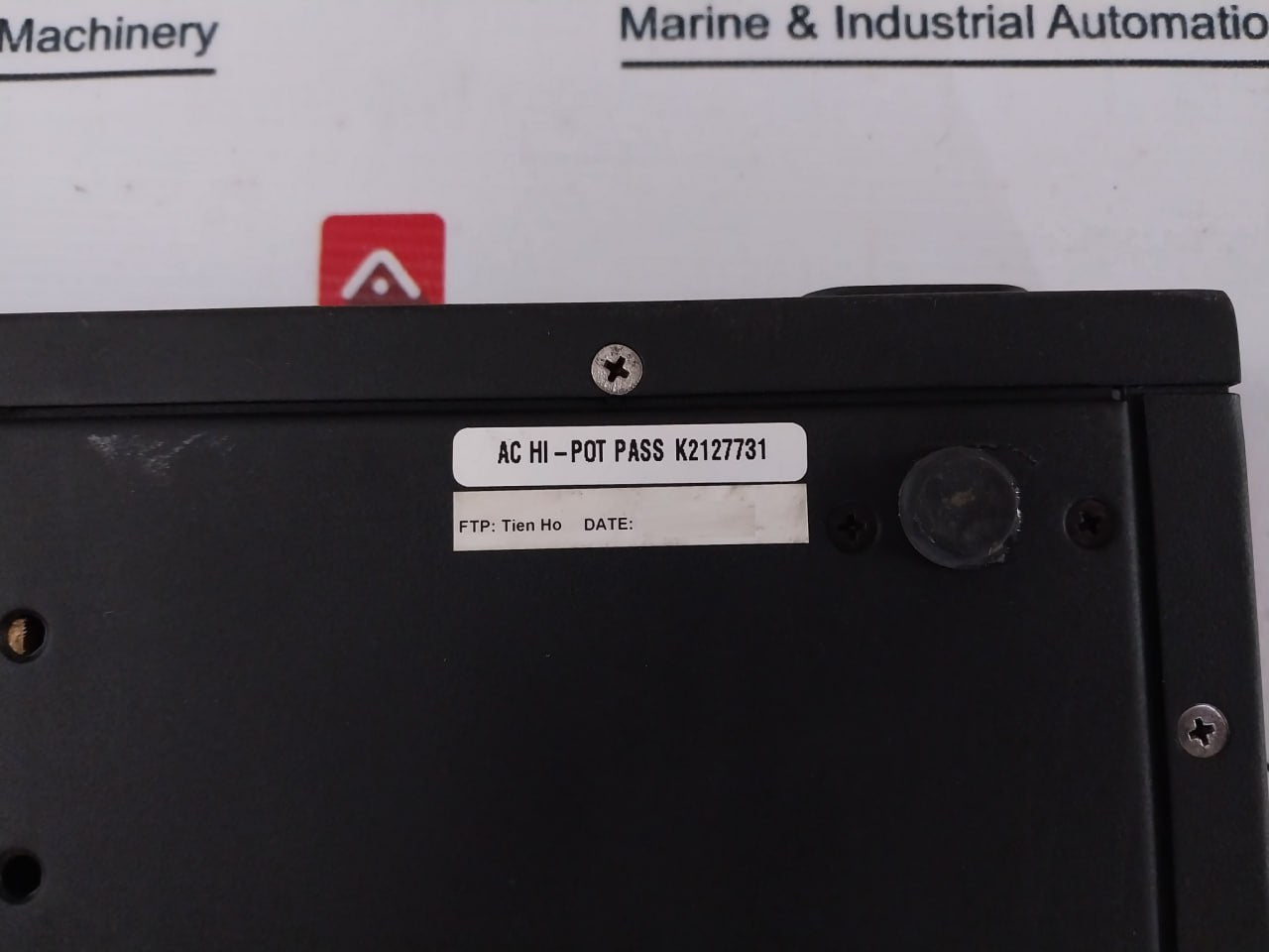 Black Box Lev2525A-chassis Managed Industrial Switch 0.70-0.35A