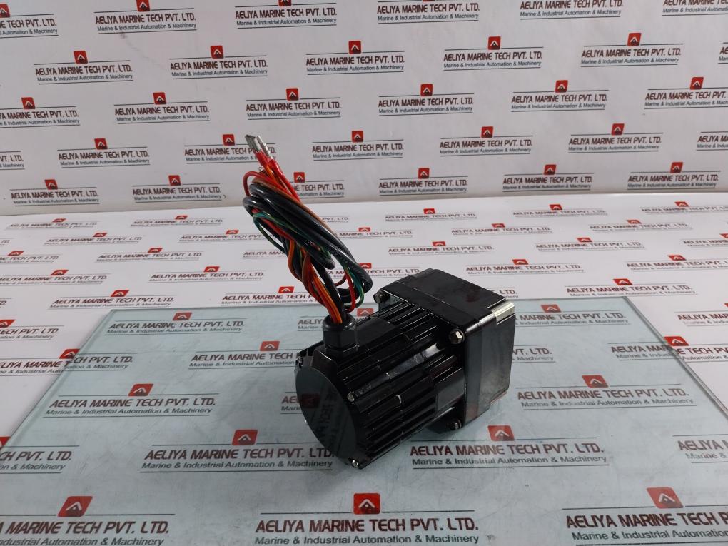 Bodine 34X3BEBL-W2 Gear Motor 24VDC 9.6A 1/5HP 122RPM 46LB-IN