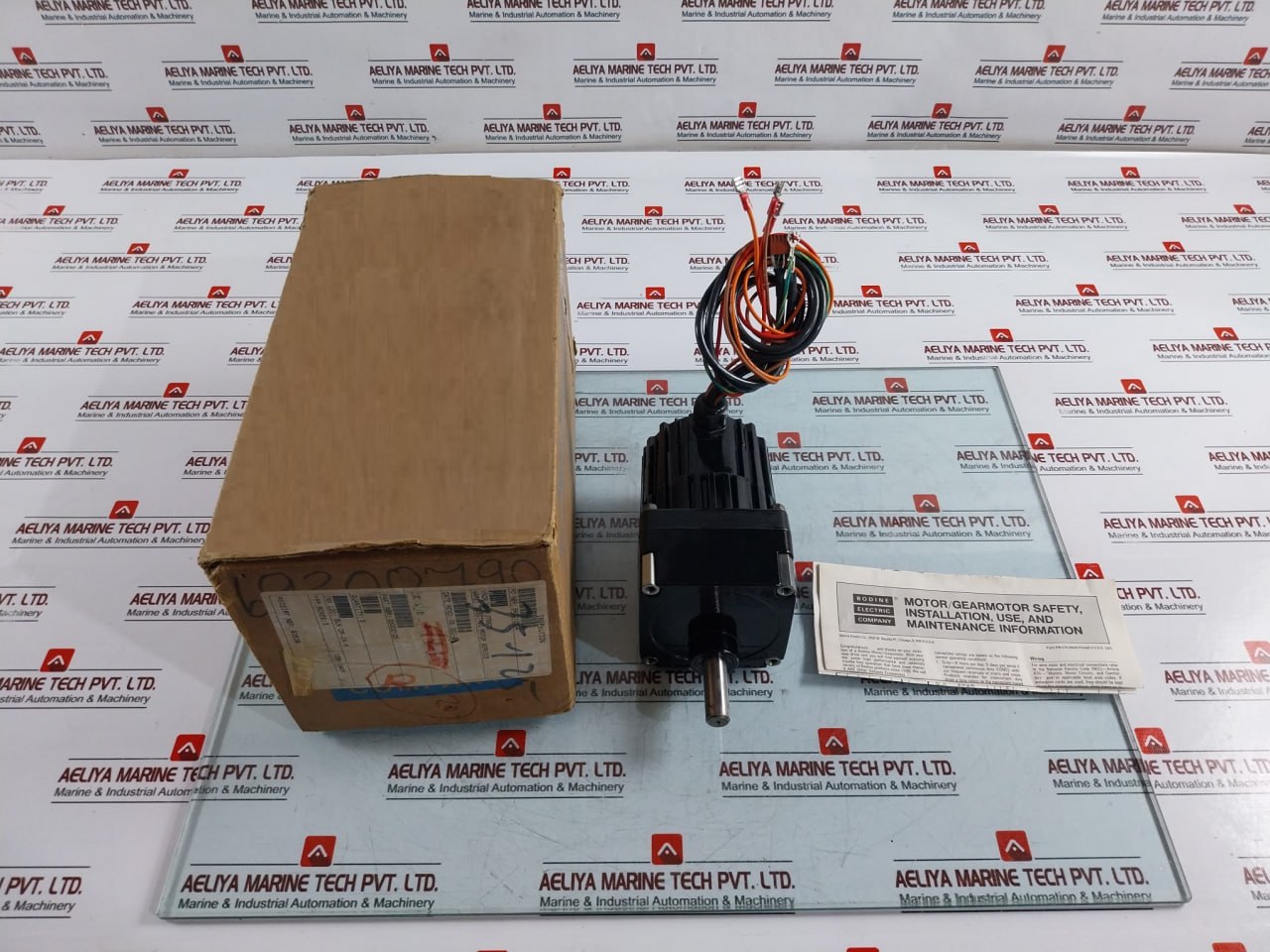 Bodine 34X3BEBL-W2 Gear Motor 24VDC 9.6A 1/5HP 122RPM 46LB-IN