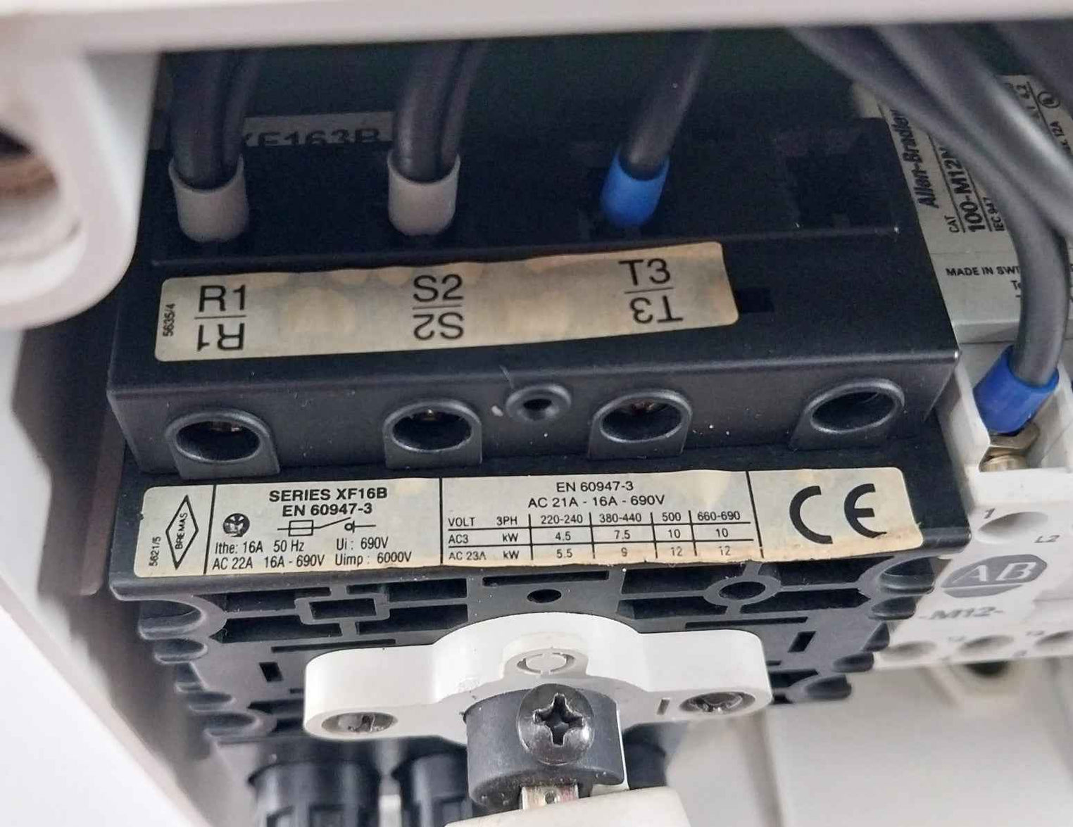 Bombas V1N Pressure Pump Control Unit 1Ep4 12Amp Ac3 - 230/400Vac 8Kw 50/60 Hz