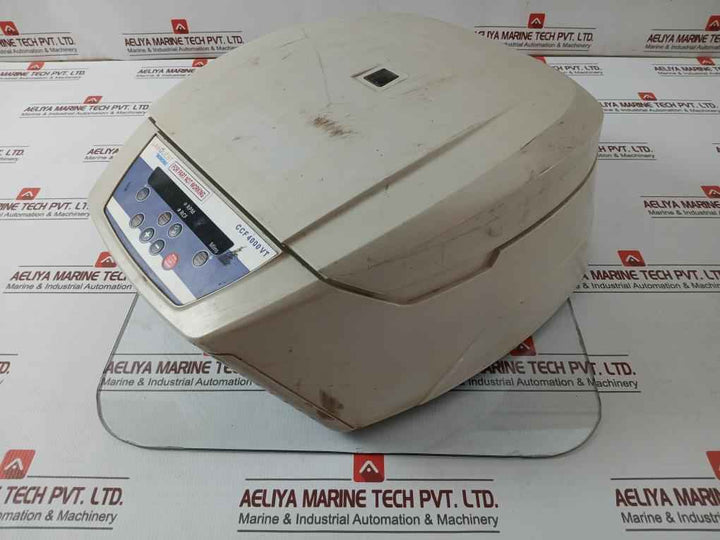 Borosil Ccf4000Vt Tabletop Centrifuge Unit 230Vac 50Hz (Not Working)