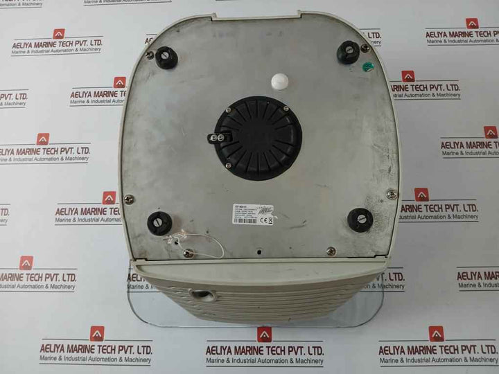 Borosil Ccf4000Vt Tabletop Centrifuge Unit 230Vac 50Hz (Not Working)