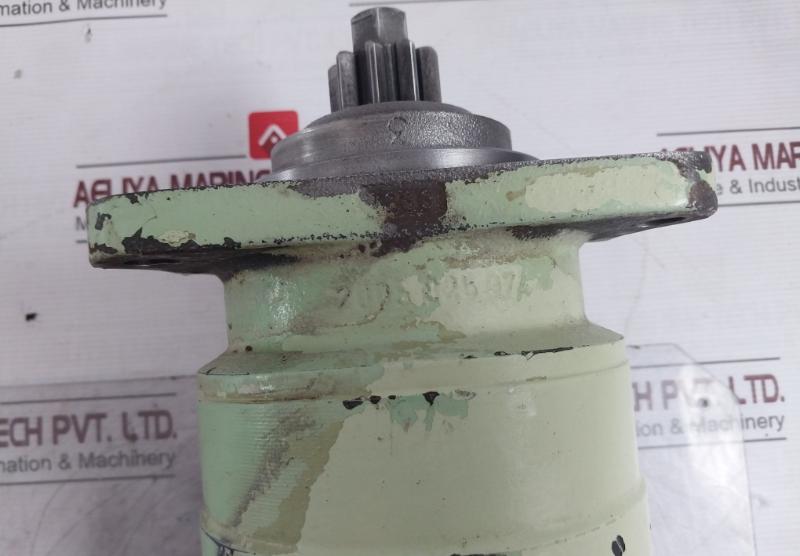 Bosch 0 001 417 037 Starter Motor 24V