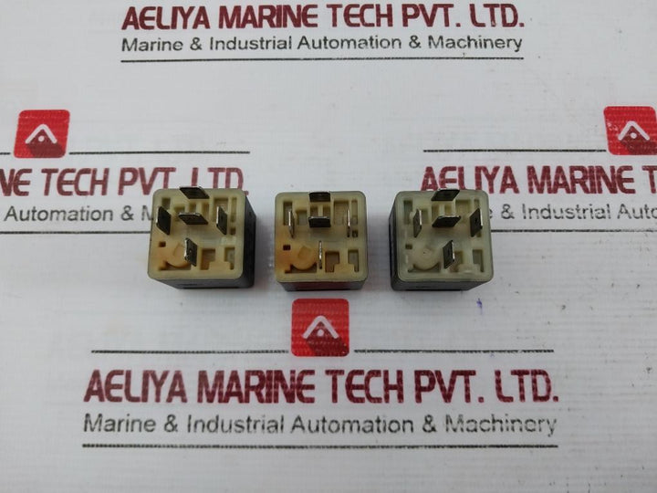 Lot of 3X Bosch 0 332 209 204 Relay 24V