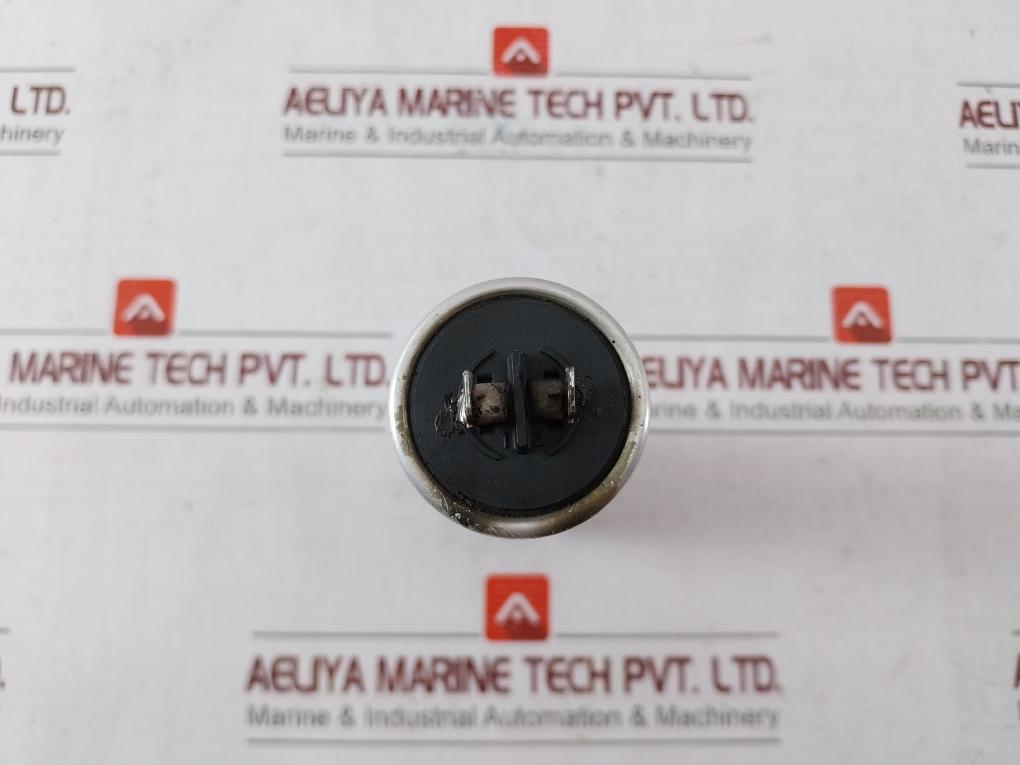 Bosch 0 670 305 027 Mp Capacitor 750V