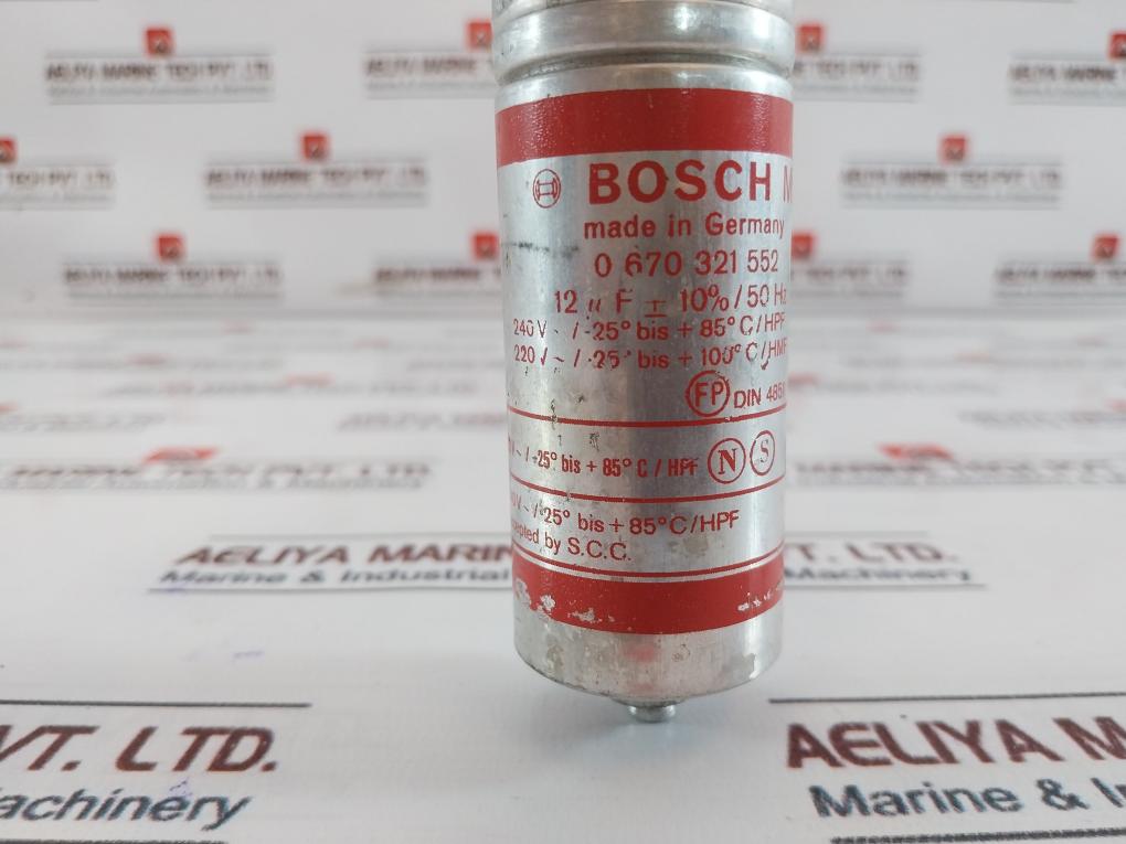 Bosch 0 670 321 552 Capacitor