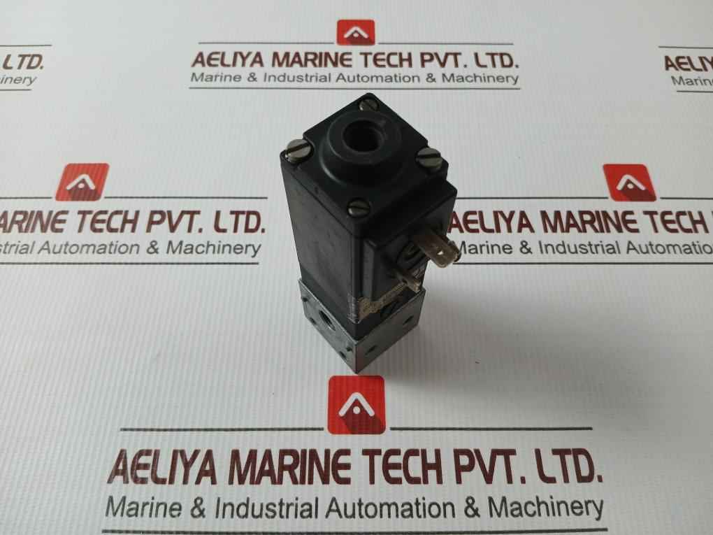 Bosch 0 820 005 151 Pneumatic Single Solenoid Valve 24V