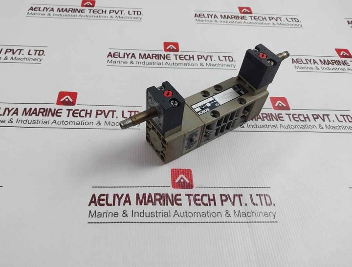 Bosch 0 820 027 002 Solenoid Valve 10Bar
