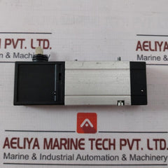 Bosch 0 820 044 251 Directional Control Valve 1 827 414 098