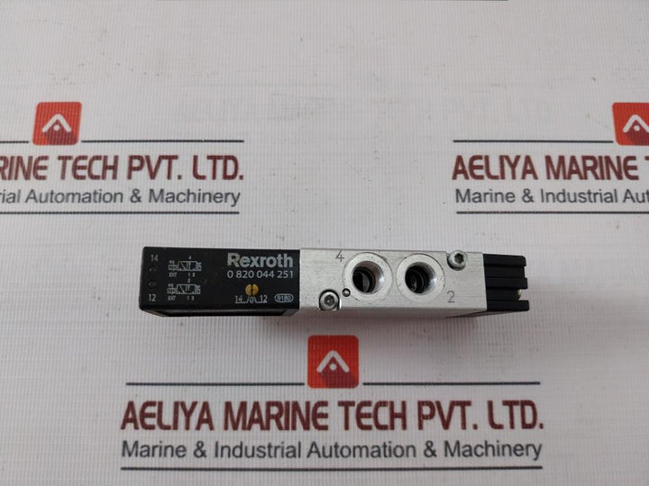 Bosch 0 820 044 251 Directional Control Valve 1 827 414 098