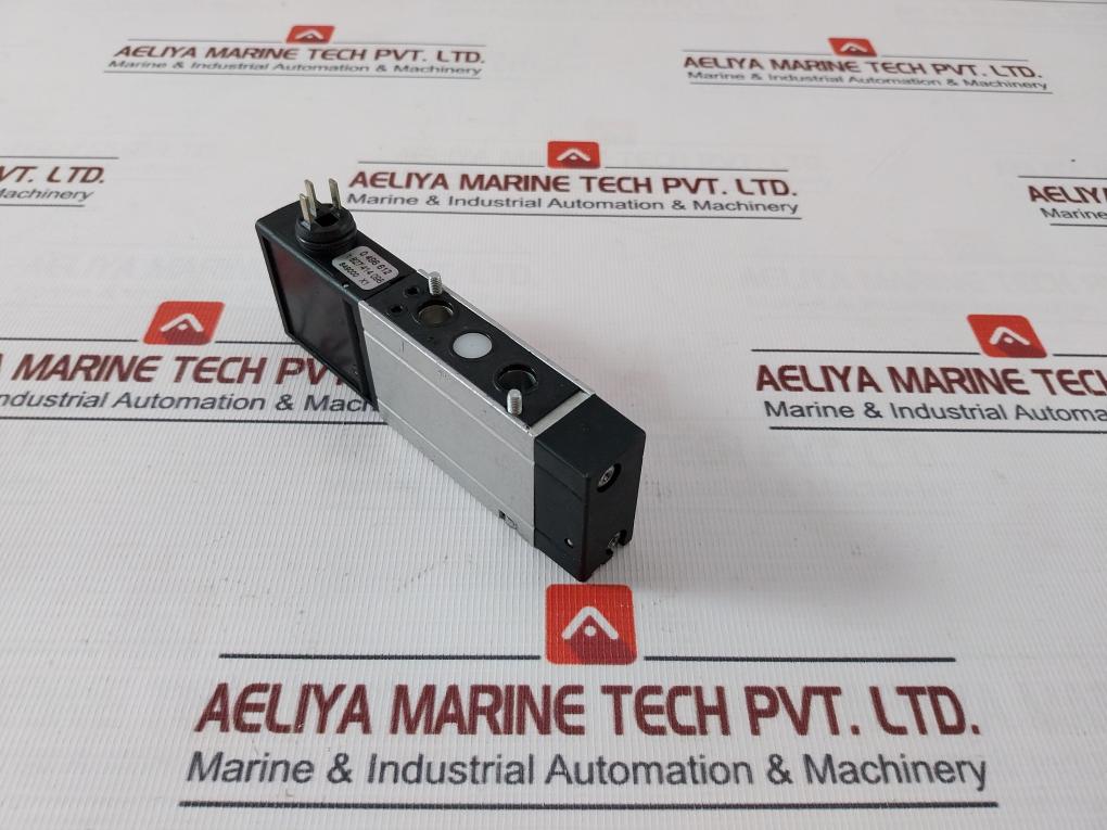 Bosch 0 820 044 251 Directional Control Valve 1 827 414 098