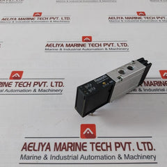 Bosch 0 820 044 251 Directional Control Valve 1 827 414 098