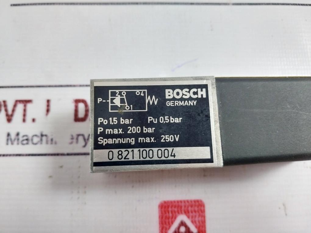 Bosch 0 821 100 004 Pressure Switch