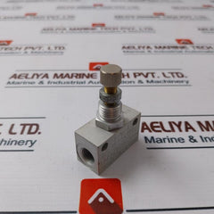 Bosch 0821201004 Flow Control Valve