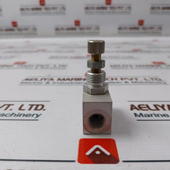 Bosch 0821201004 Flow Control Valve